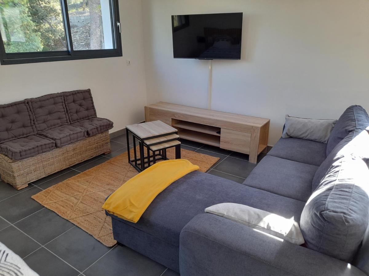 Studio Du Roc Des Garrigues Langlade Kültér fotó